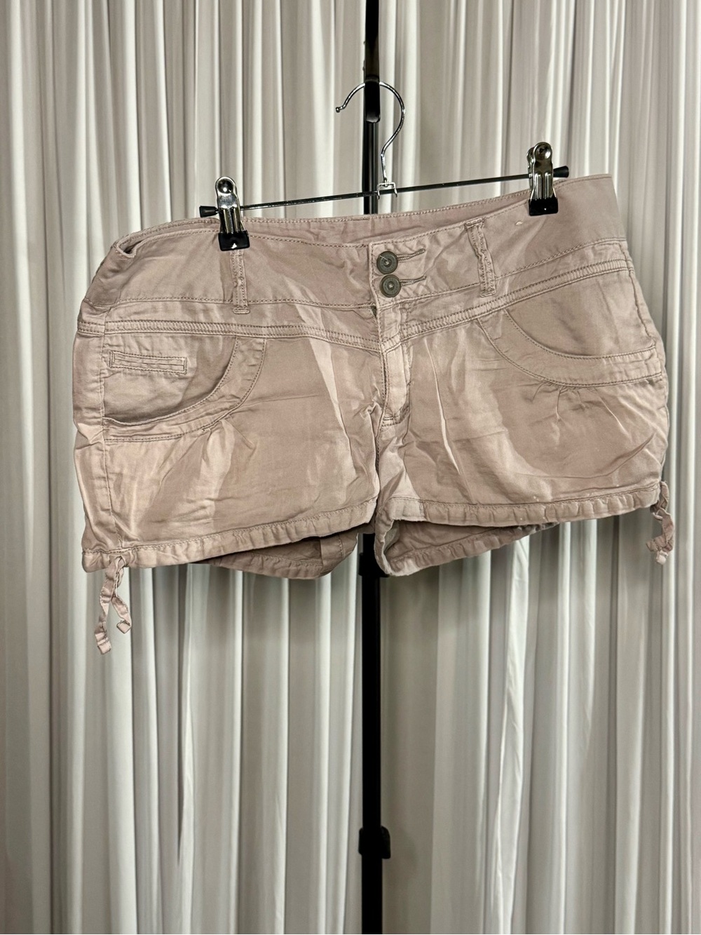 Decree Light Taupe Cargo Shorts